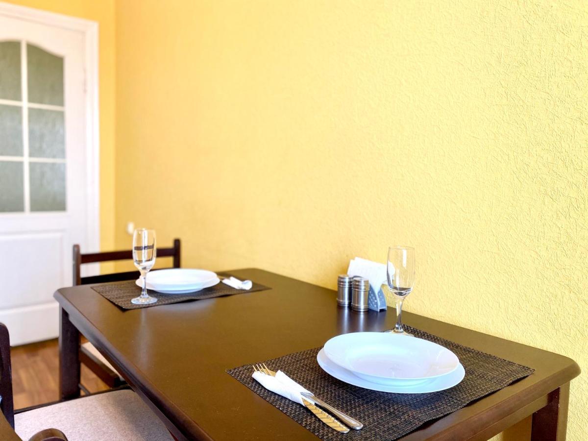 Apartpoltava Центр Полтави, Простора Та Зручна Квартира Біля Пует, 2-Окремі Кімнати, Звітна Документація Для Відрядження 外观 照片